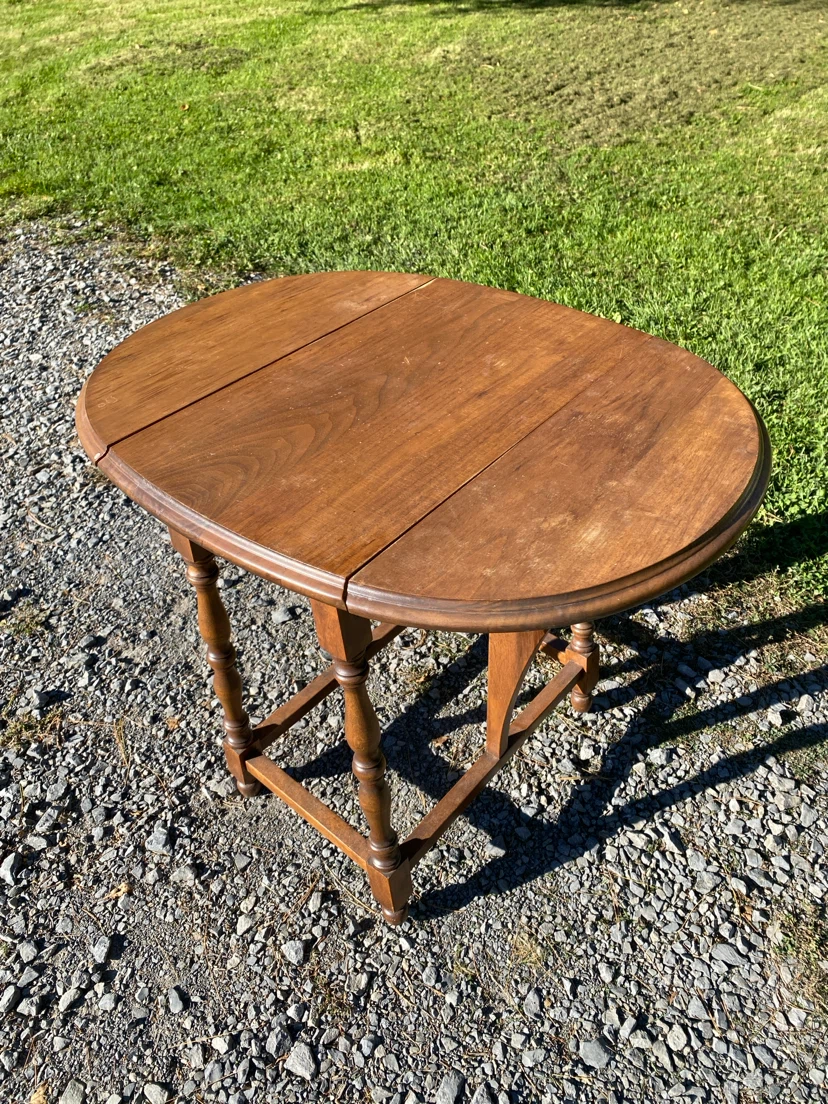 Vintage Solid Wood Drop-Leaf Side / End Table