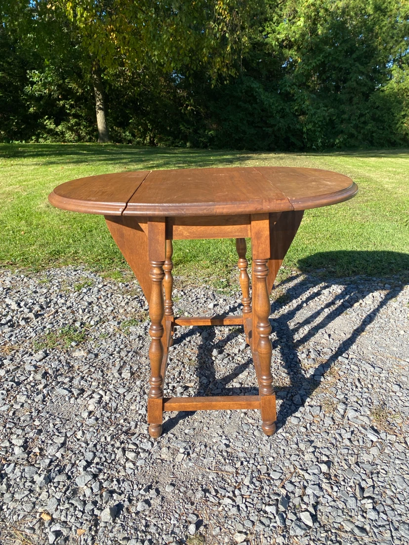 Vintage Solid Wood Drop-Leaf Side / End Table - photo 3