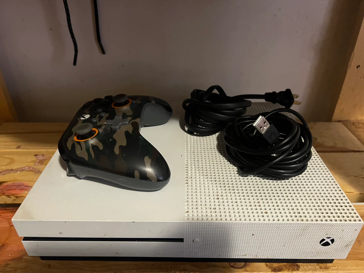 Xbox One S console with camouflage controller