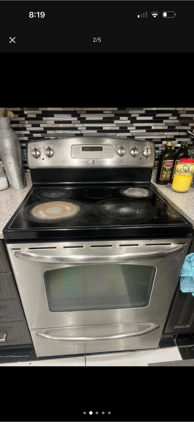 GE Stainless Steel Convection Range - photo 2