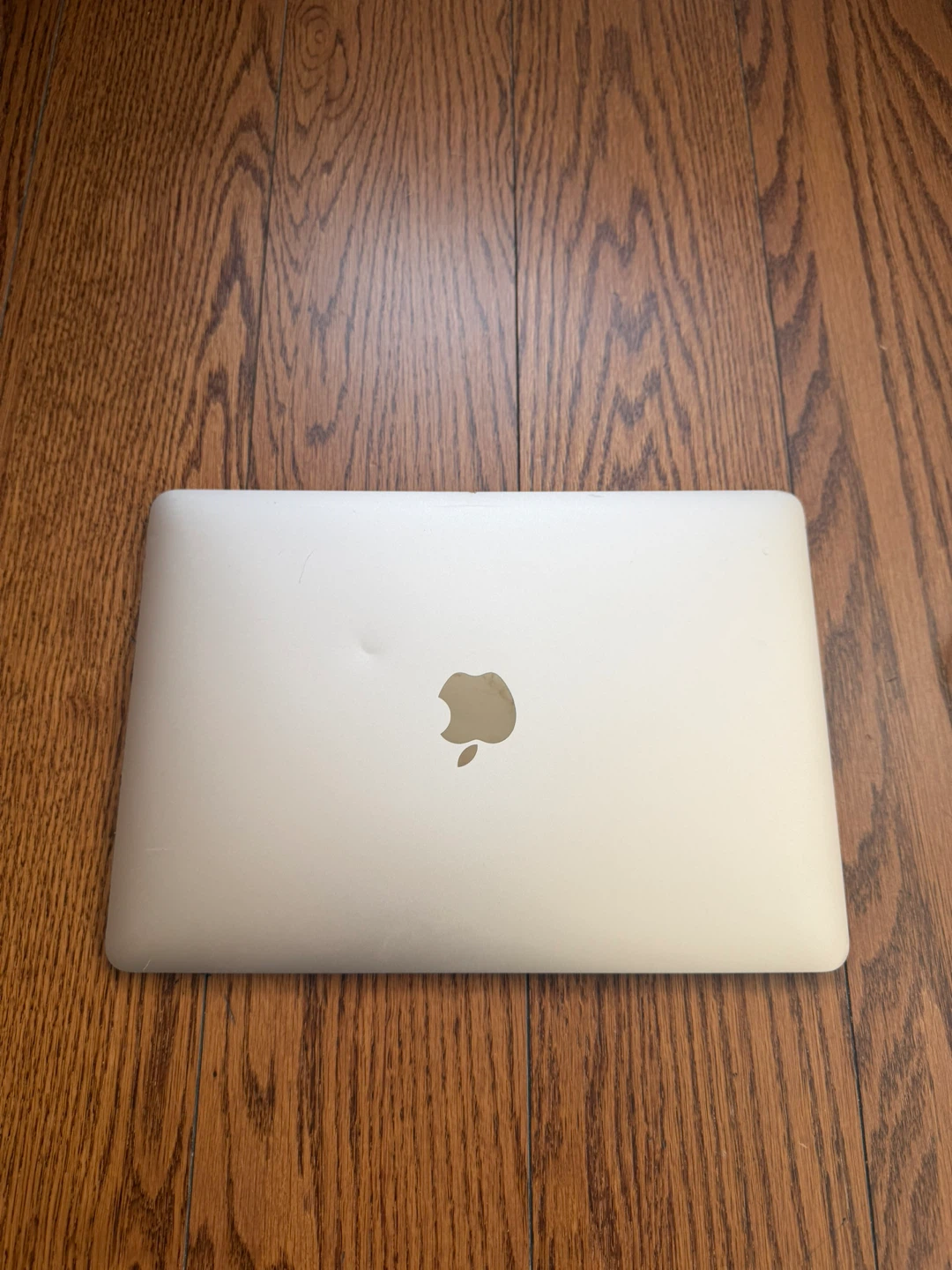 2017 MacBook Retina 8GB RAM 256GB SSD with Charger - photo 3