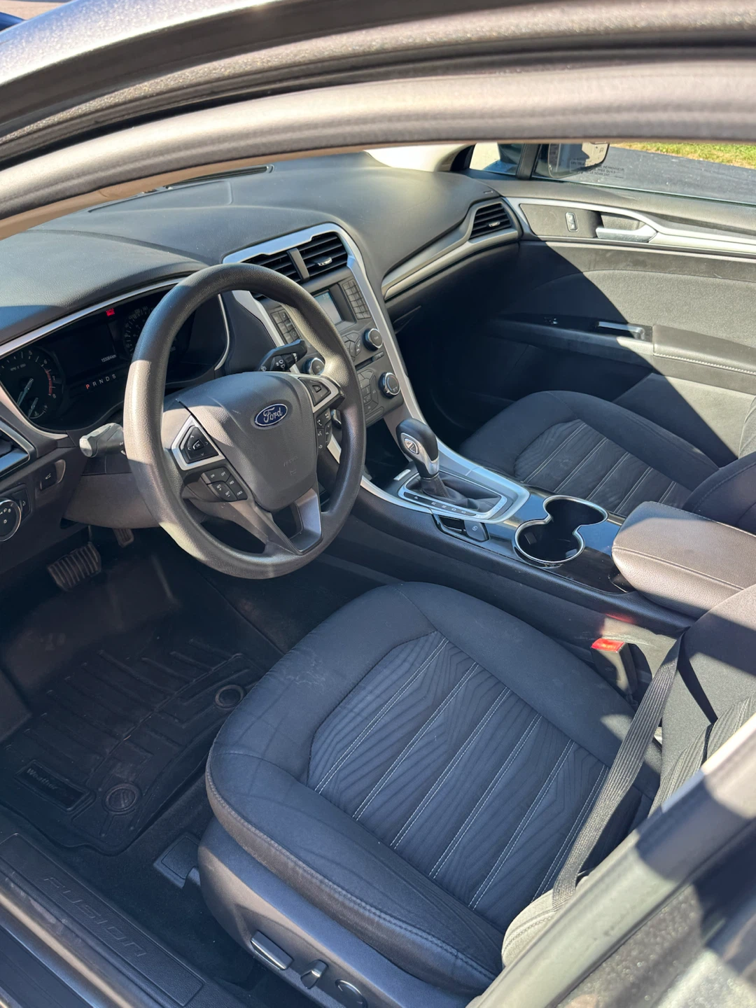 Ford Fusion Sedan 2016 - photo 5