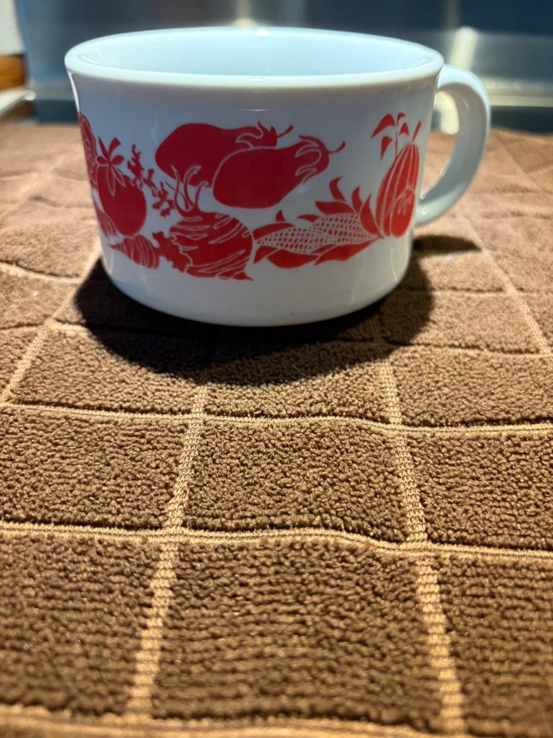 Naaman Fine Porcelain Vegetable Motif Mug