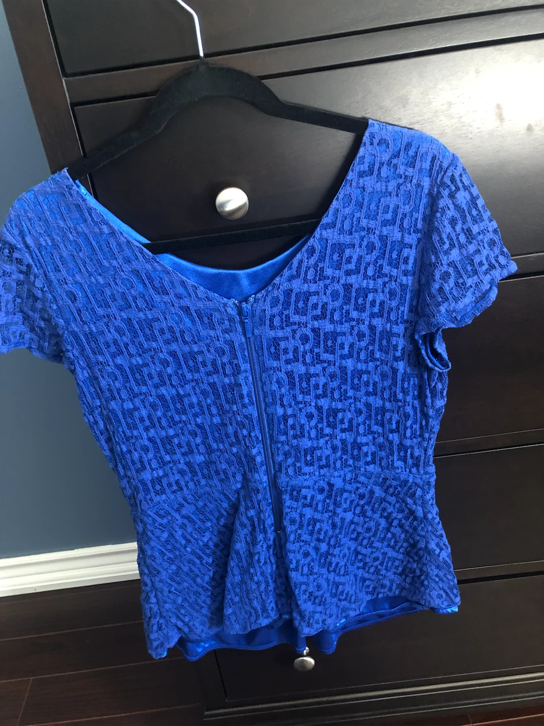 Bianca Nygård Blue Lace Top and Patterned Pants - photo 3