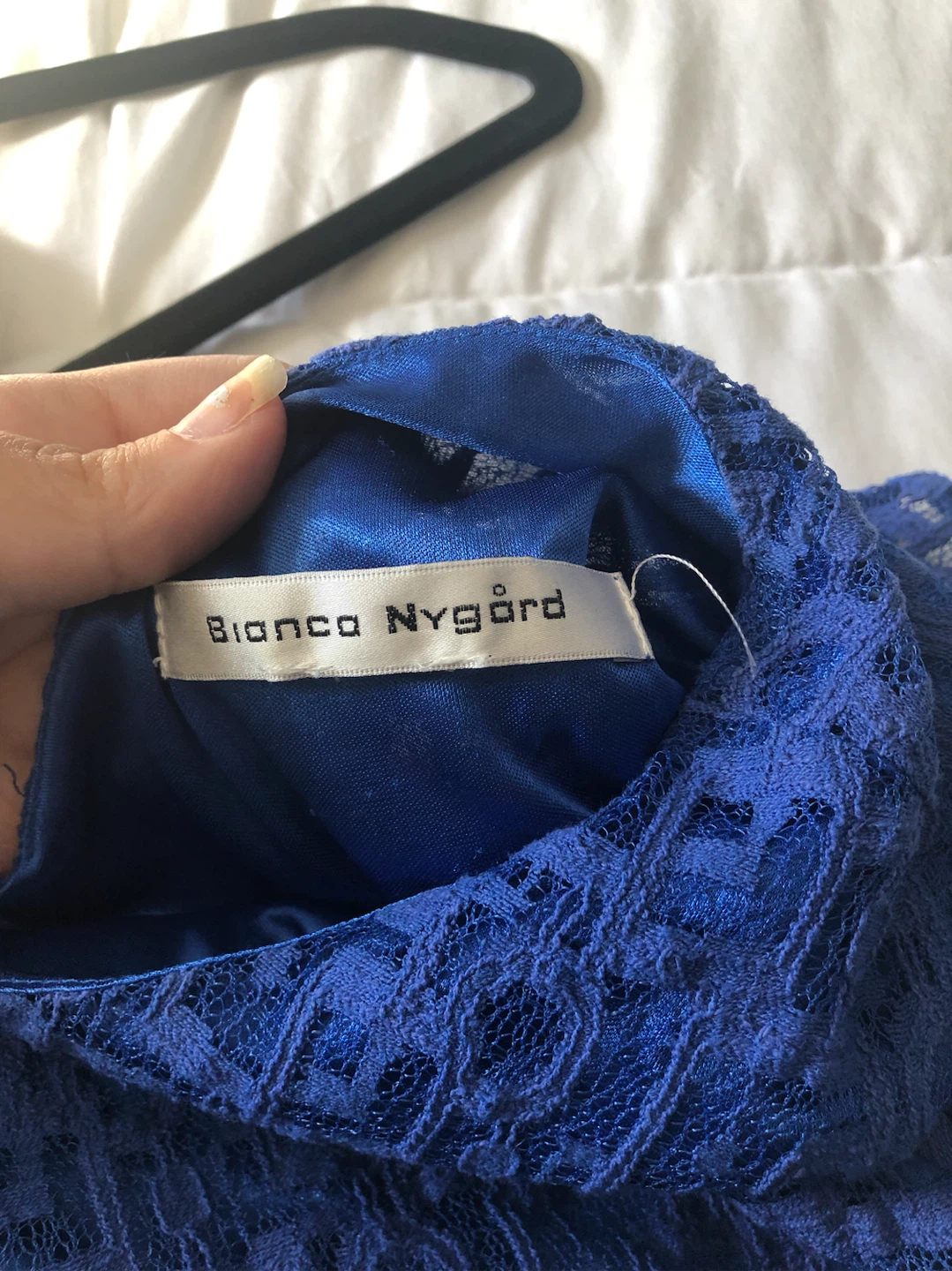 Bianca Nygård Blue Lace Top and Patterned Pants - photo 4