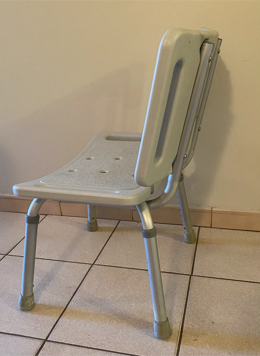 Adjustable Shower Chair - photo 2