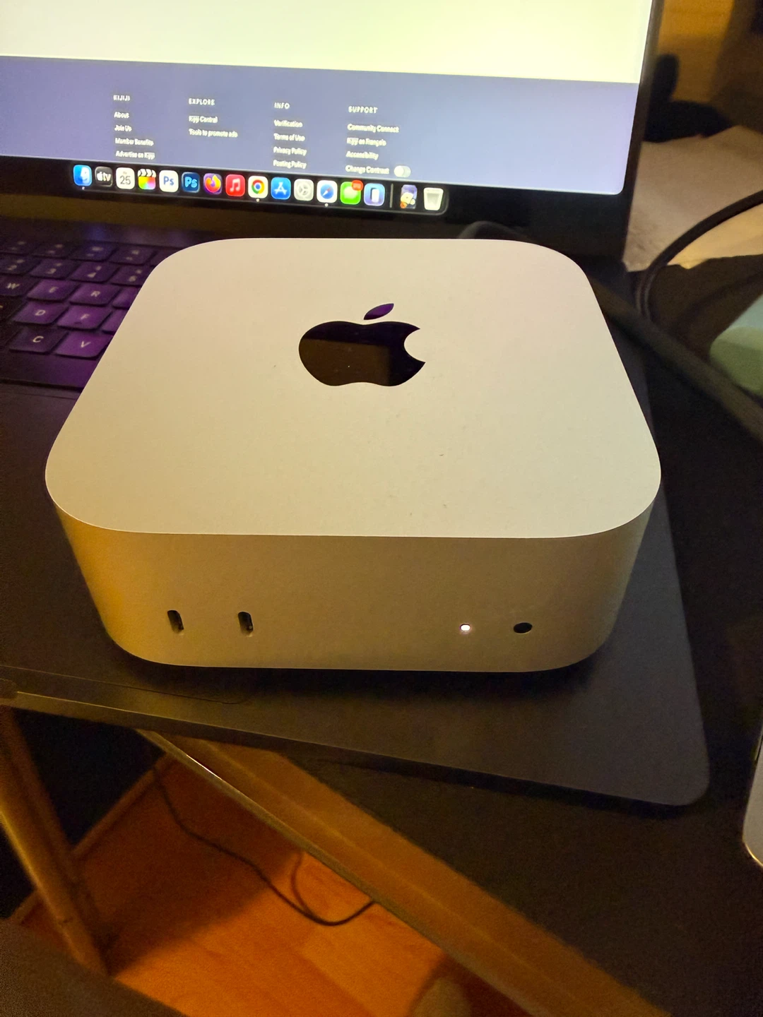 Apple Mac Mini 256gb & optional Magic Keyboard