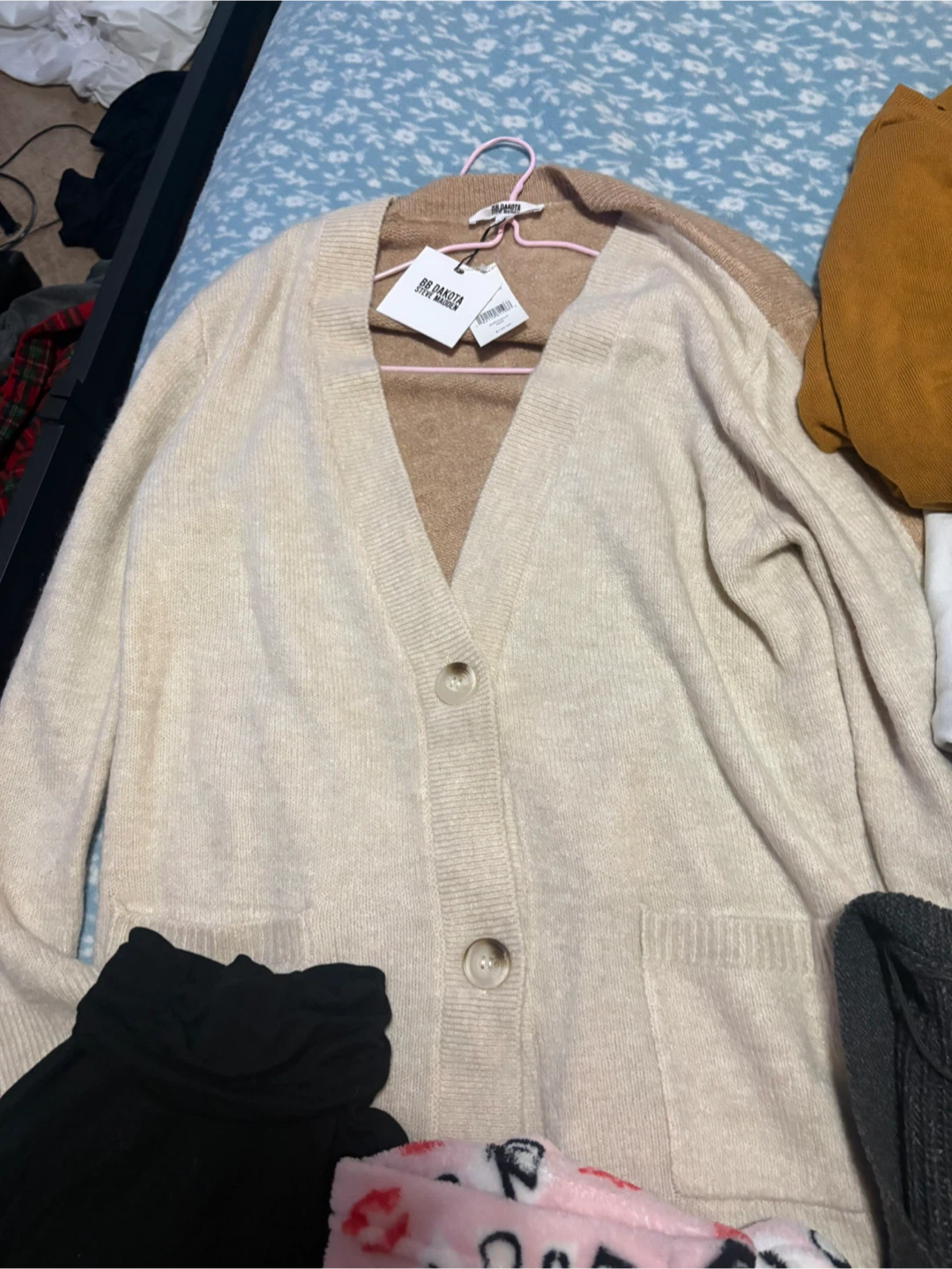 New Steve Madden Cardigan and other sweater lot - photo 3