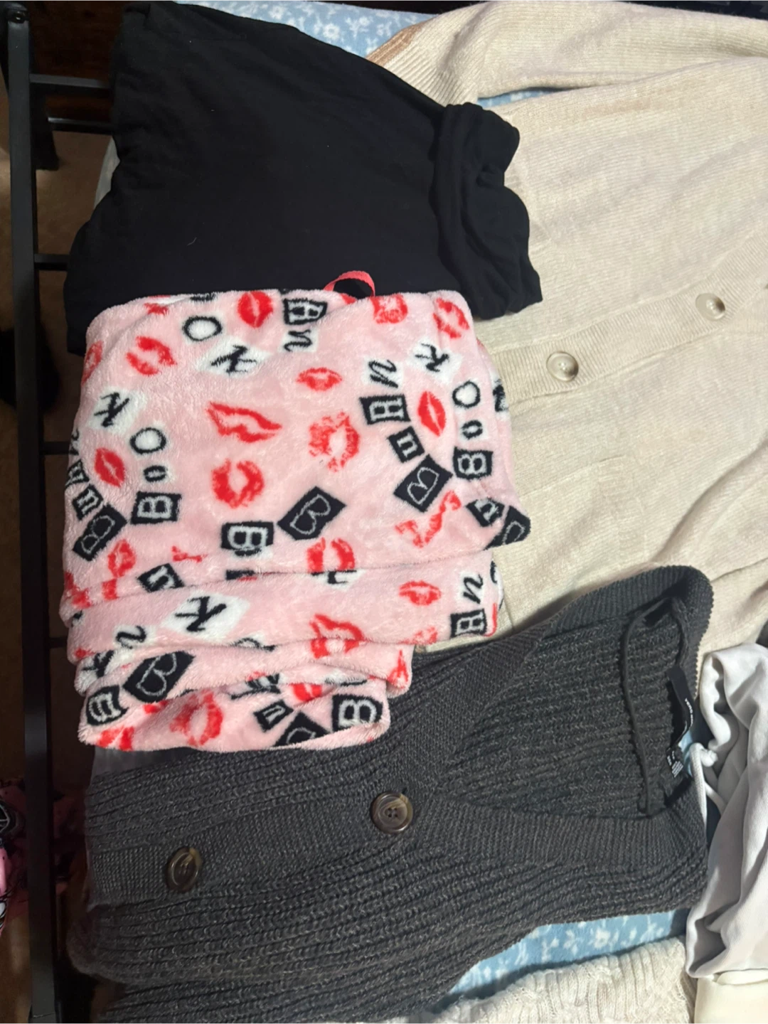 New Steve Madden Cardigan and other sweater lot - photo 4