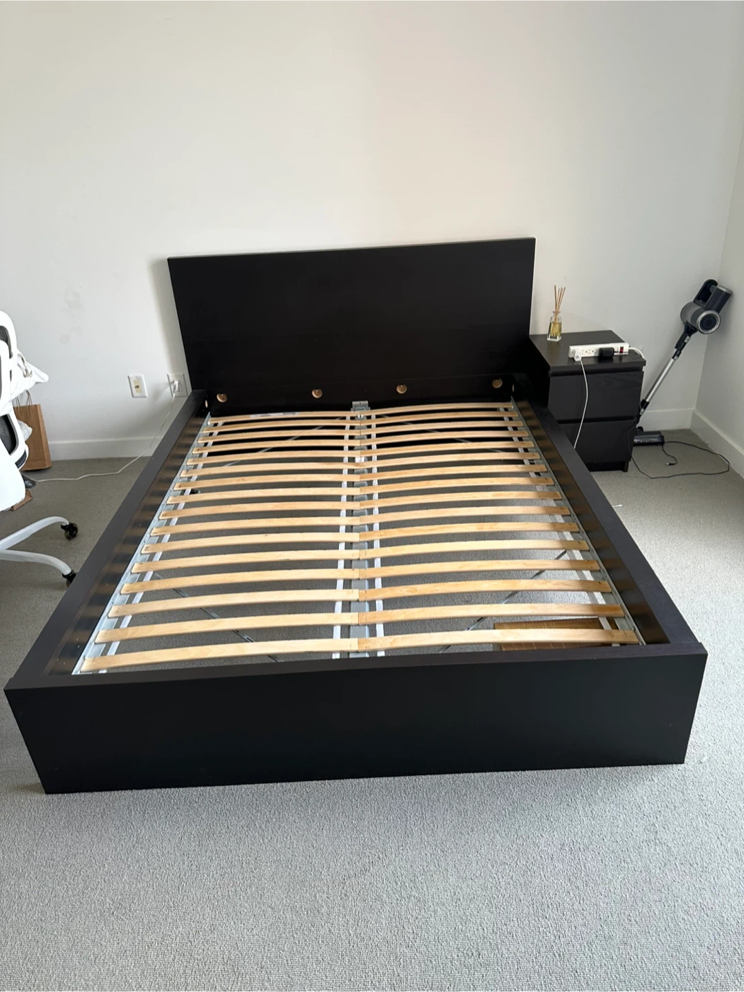 IKEA MALM Queen Bed Frame - photo 2