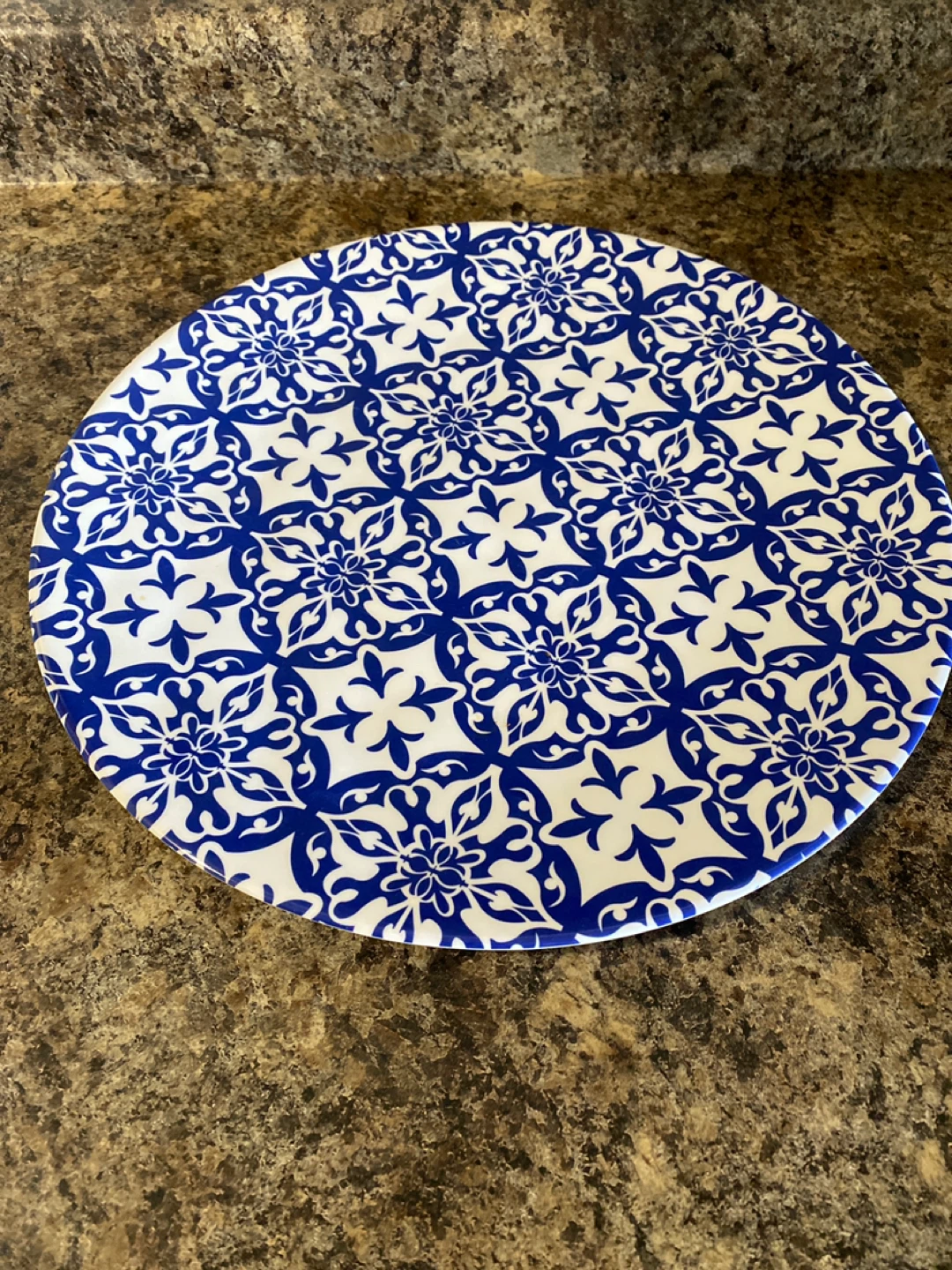 Serving tray