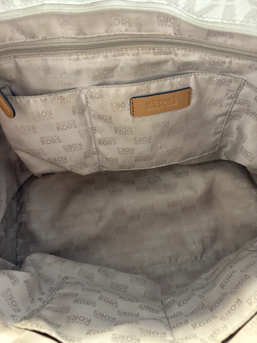 Michael Kors Jet Set Large Logo Tote Bag - photo 3