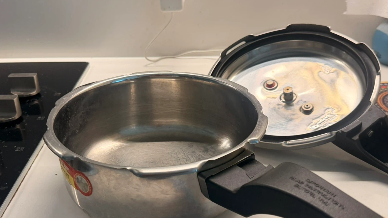 Prestige Deluxe Alpha Pressure Cooker 3 ltr - photo 3