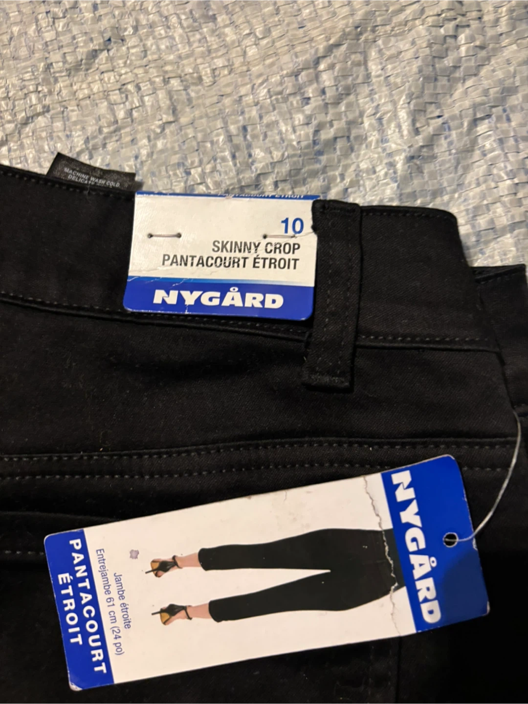 Nygard Black Skinny Crop Pants Size 10 - photo 2
