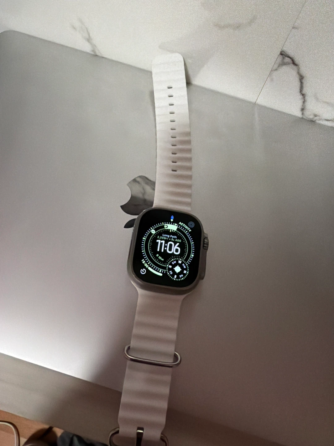 Apple Watch Ultra 2 49mm - photo 2