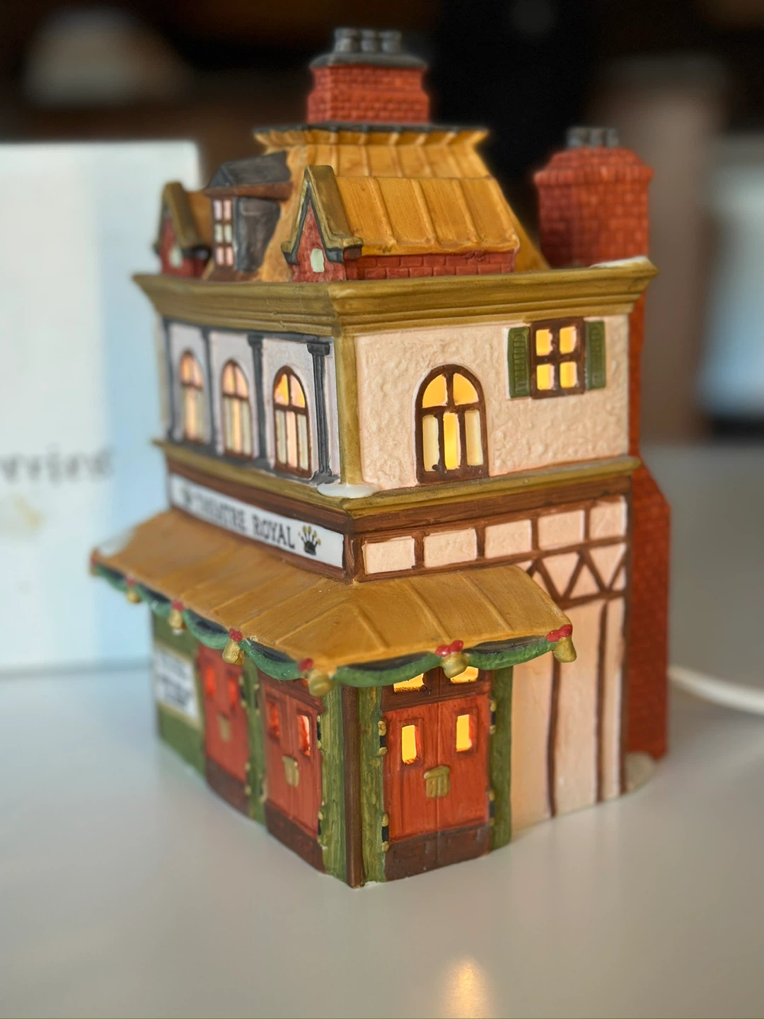Department 56 Dickens’ Village Theatre Royal – Retired Piece - photo 3