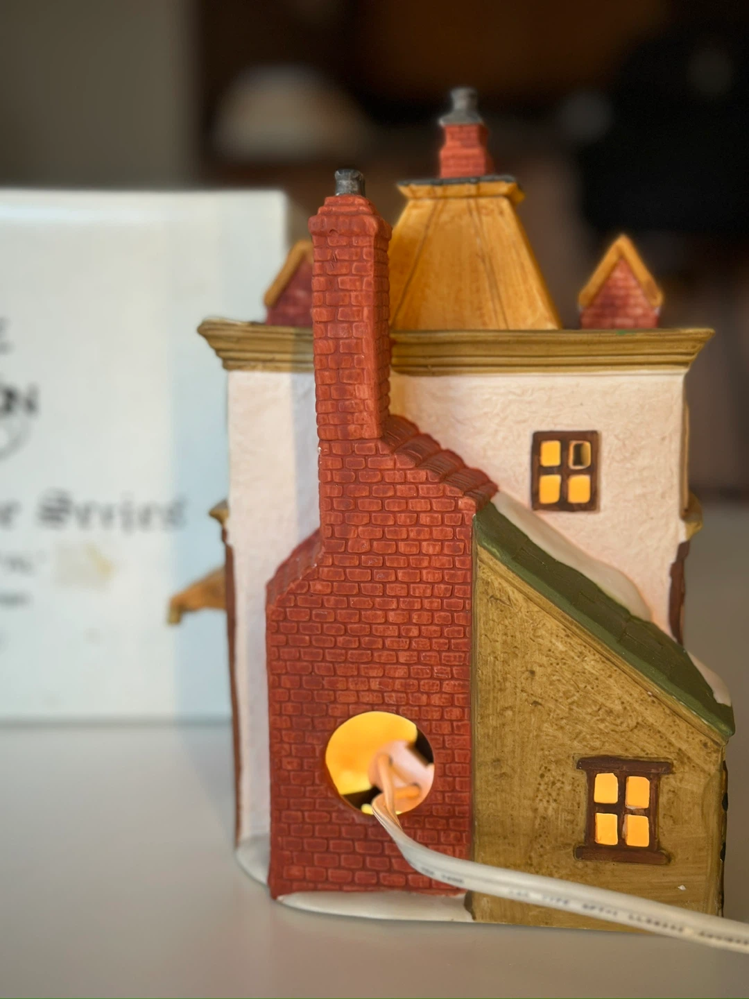 Department 56 Dickens’ Village Theatre Royal – Retired Piece - photo 5