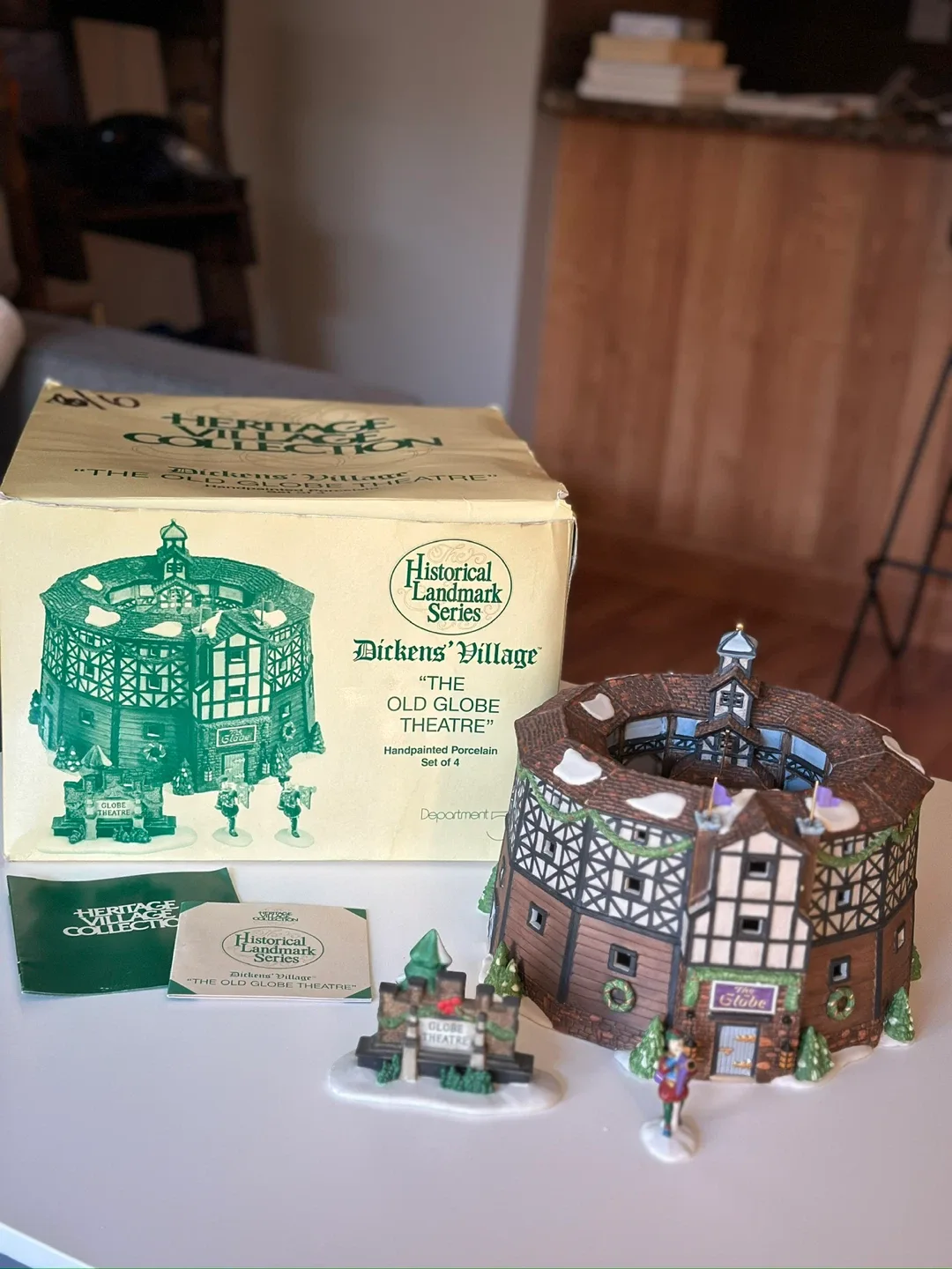 Department 56 Dickens’ Village Old Globe Theatre – Retired 1998