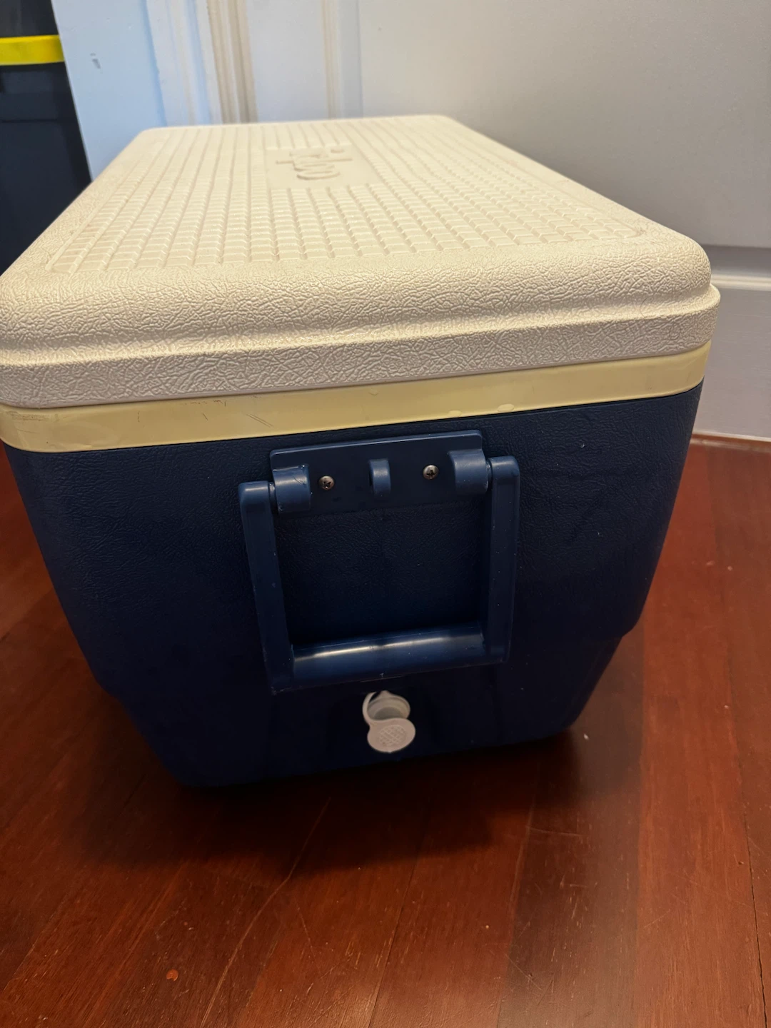 Igloo 48 Quart Cooler - photo 3