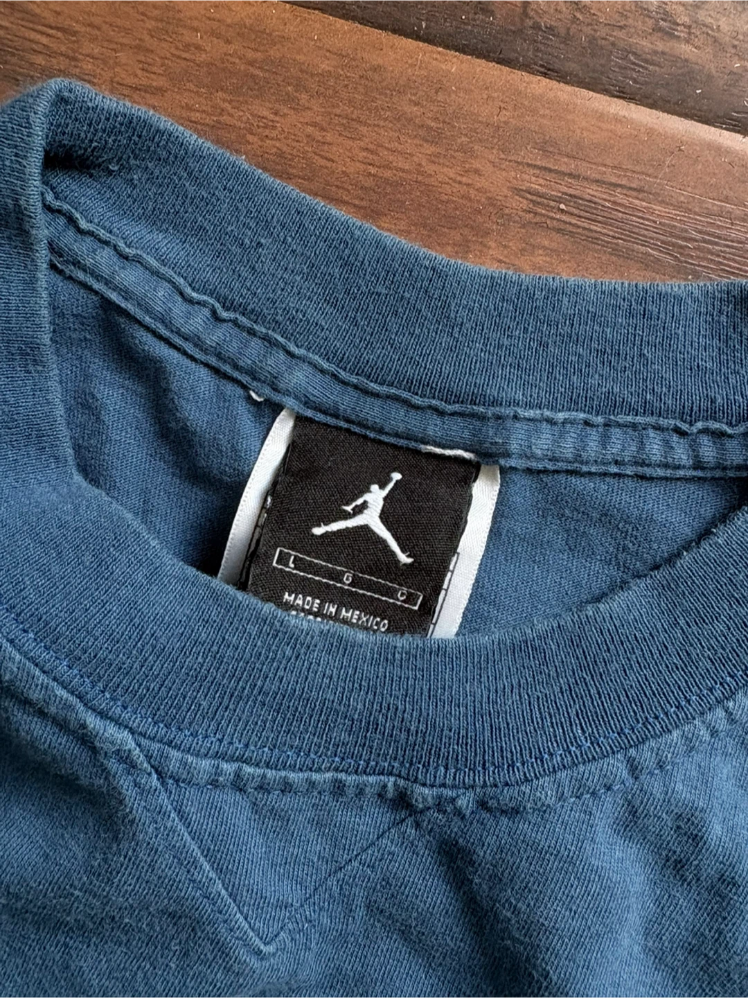 Air Jordan all over print tee L Michael Jordan jump man - photo 3