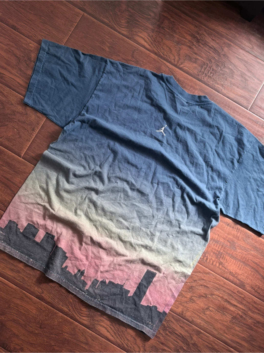 Air Jordan all over print tee L Michael Jordan jump man - photo 4