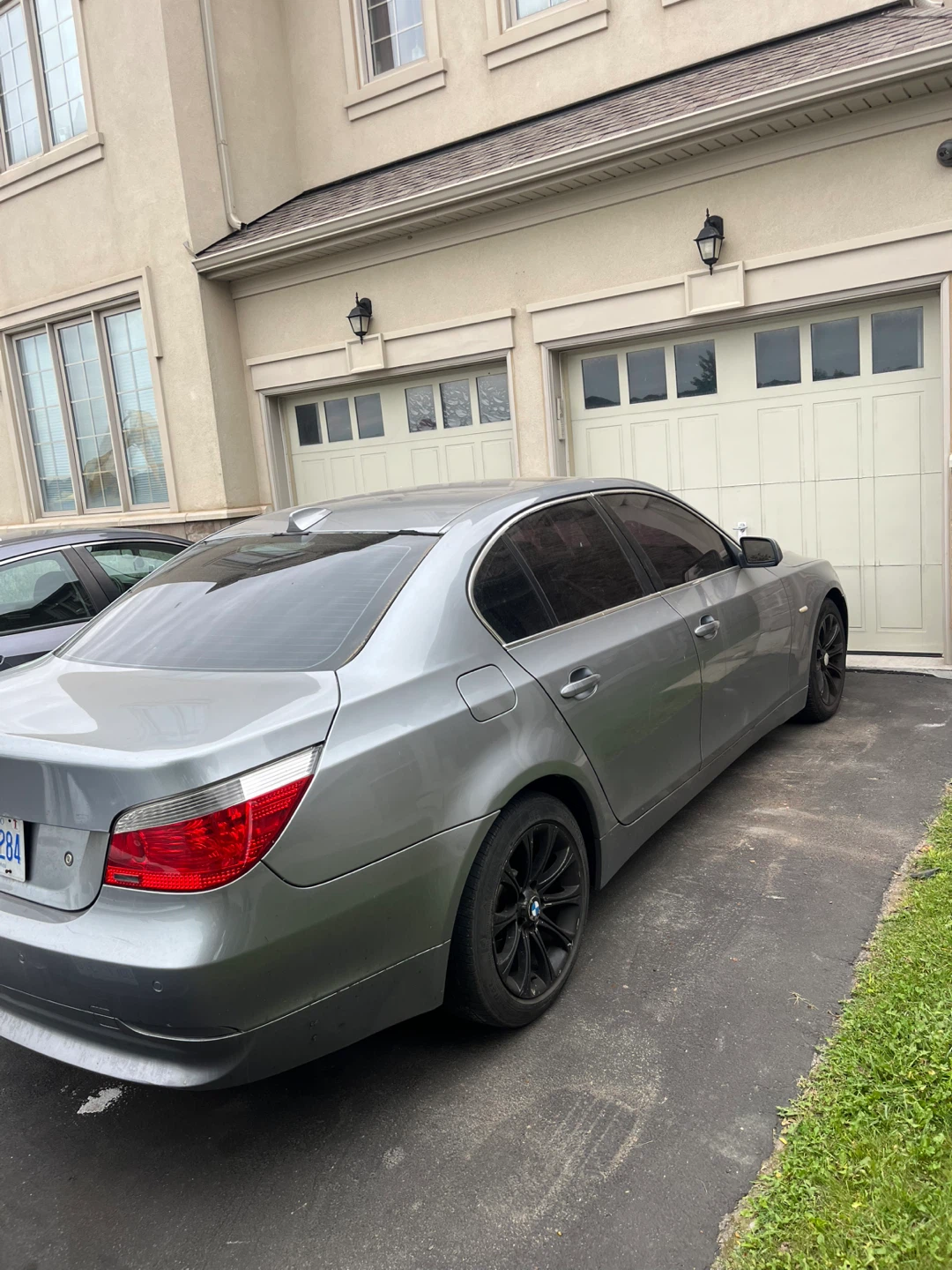 BMW 5 Series Sedan