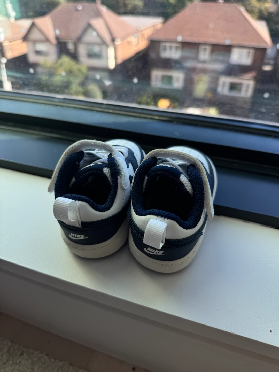 Nike Toddler Shoes White and Navy 3C - photo 2