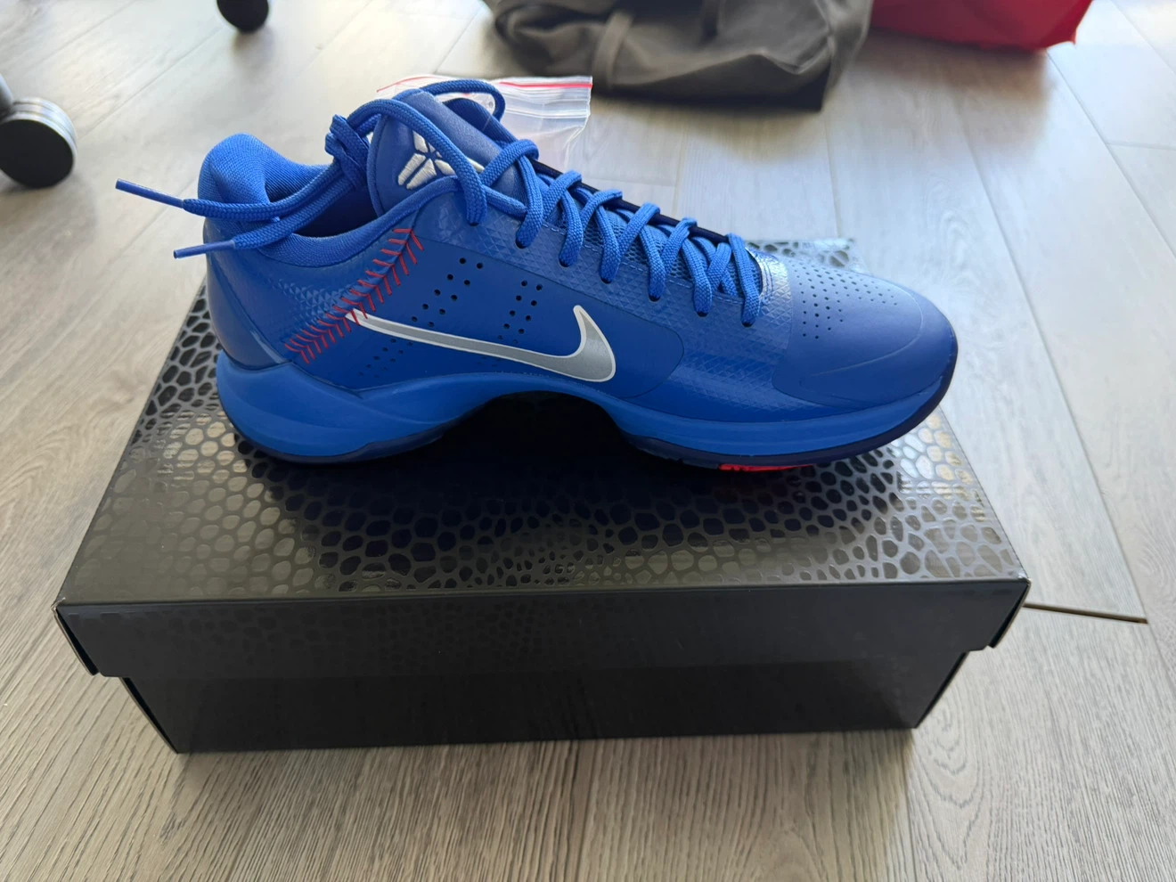 Nike Kobe 5 Protro Dodgers - photo 3