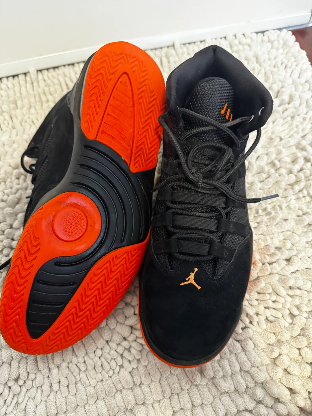 Jordan Basketball Shoes Black and Orange - photo 2