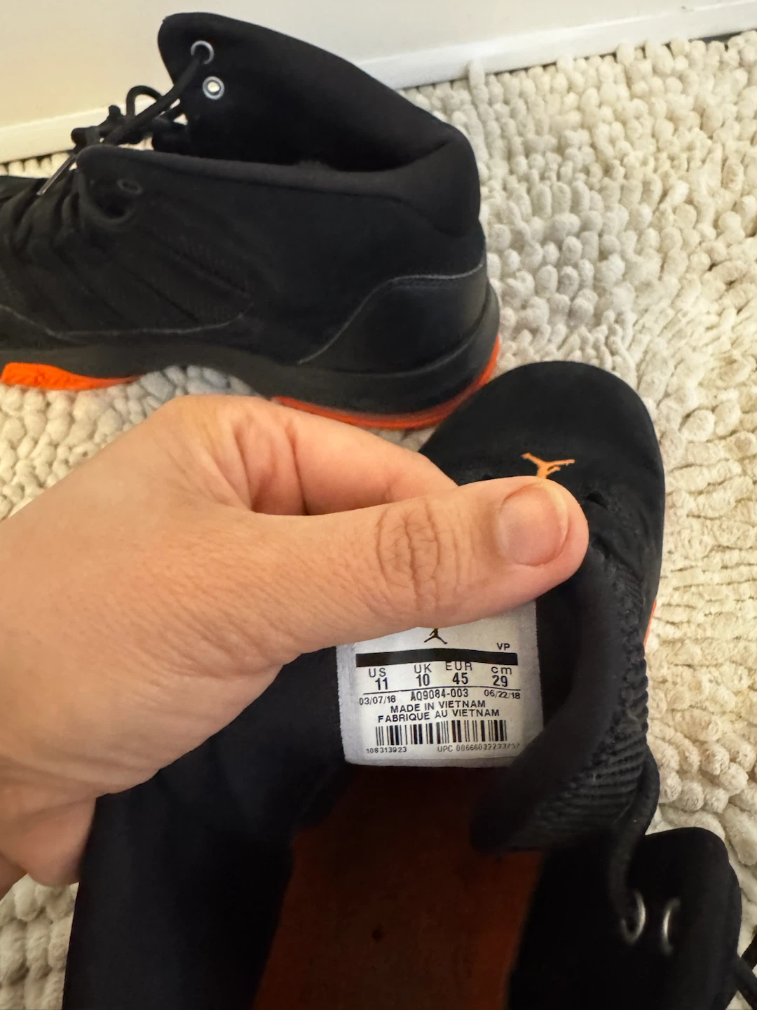 Jordan Basketball Shoes Black and Orange - photo 4