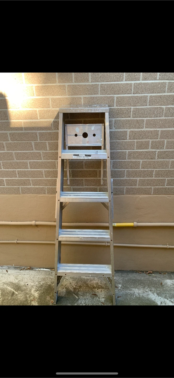 Aluminum Step Ladder - photo 2