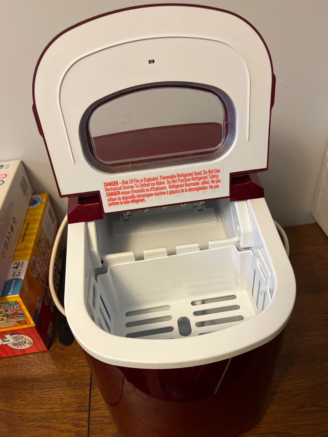 Frigidaire Ice Maker - photo 3