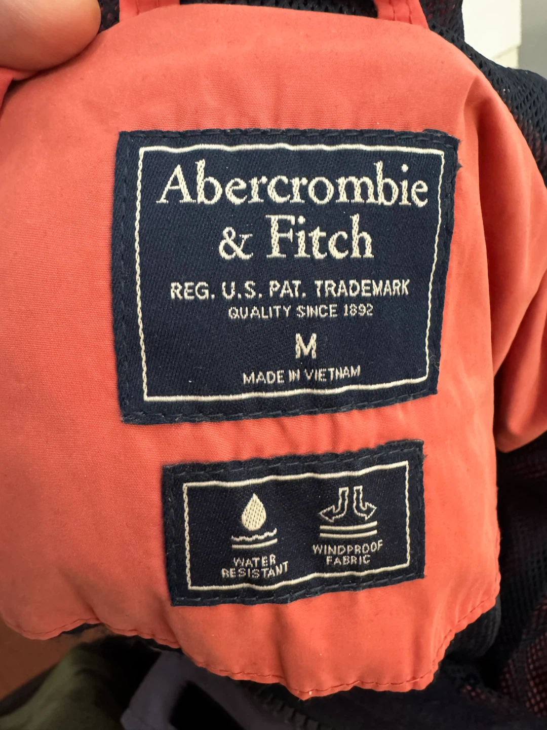 Waterproof and windshield jacket - photo 3