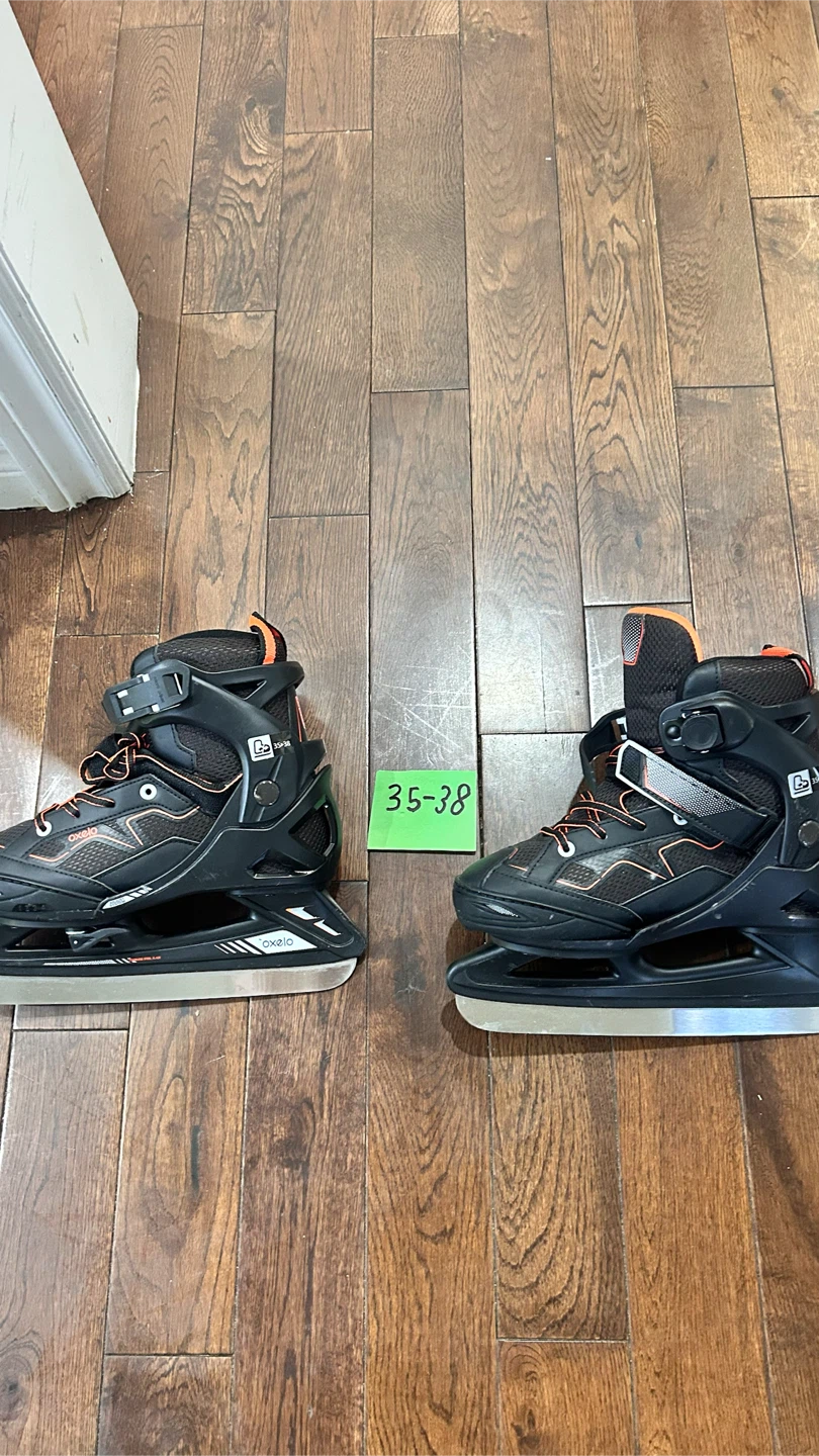 Oxelo Adjustable Ice Skates Size 35-38 - photo 2