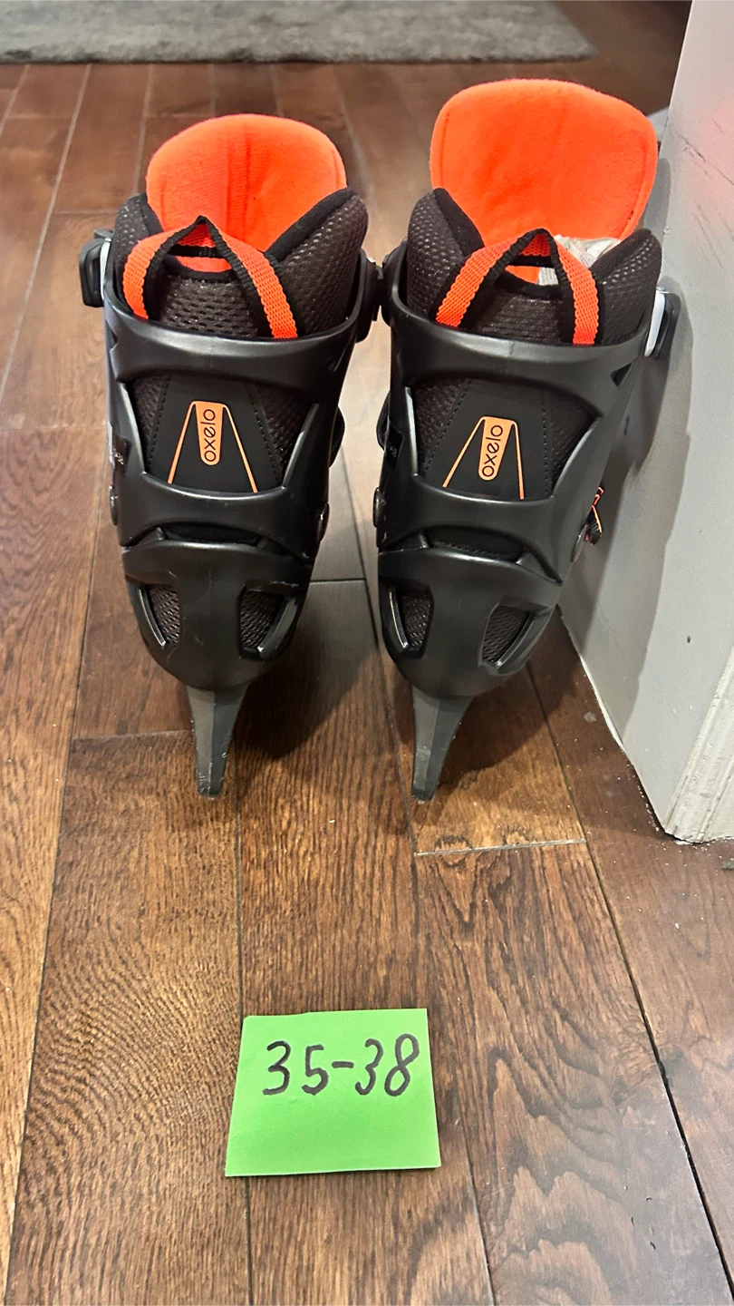 Oxelo Adjustable Ice Skates Size 35-38 - photo 4