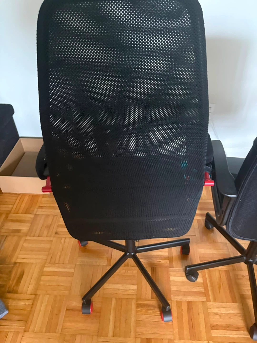 office chairs - photo 3