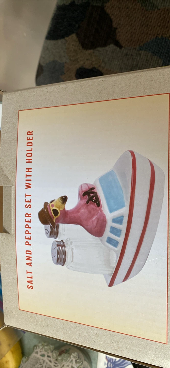 Flamingo Boat Salt and Pepper Set in box - photo 4