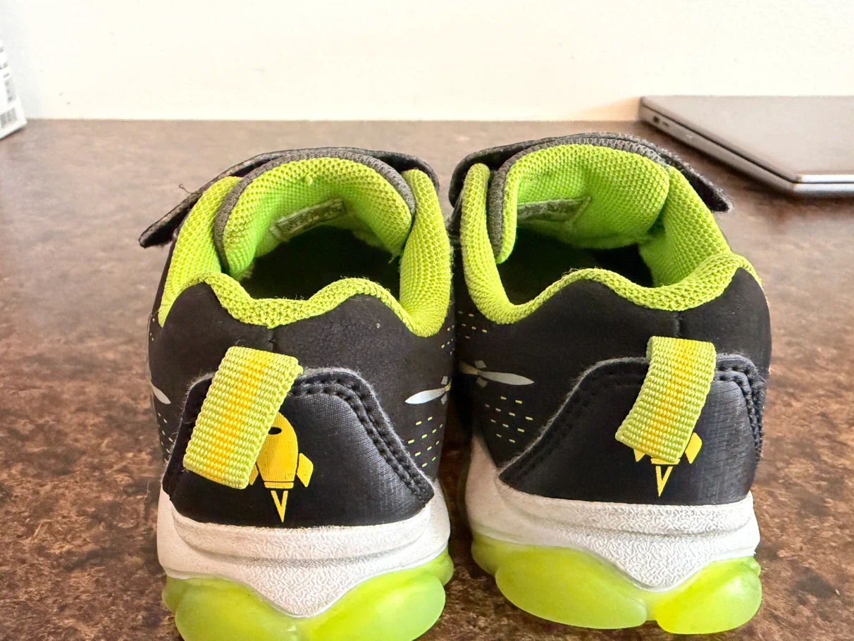Toy Story Kids Sneakers US Size 9 - photo 3