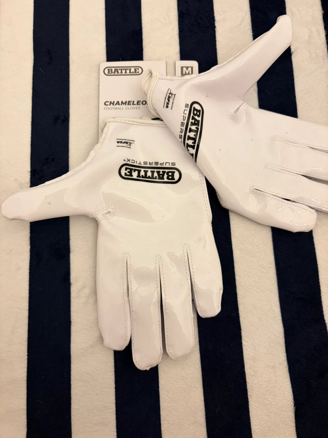 Battle Chameleon Football Gloves Adult Medium - photo 5