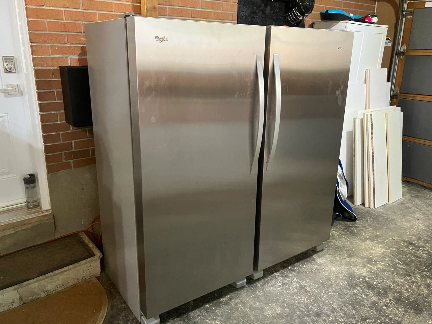 Refrigerator stand alone - photo 2
