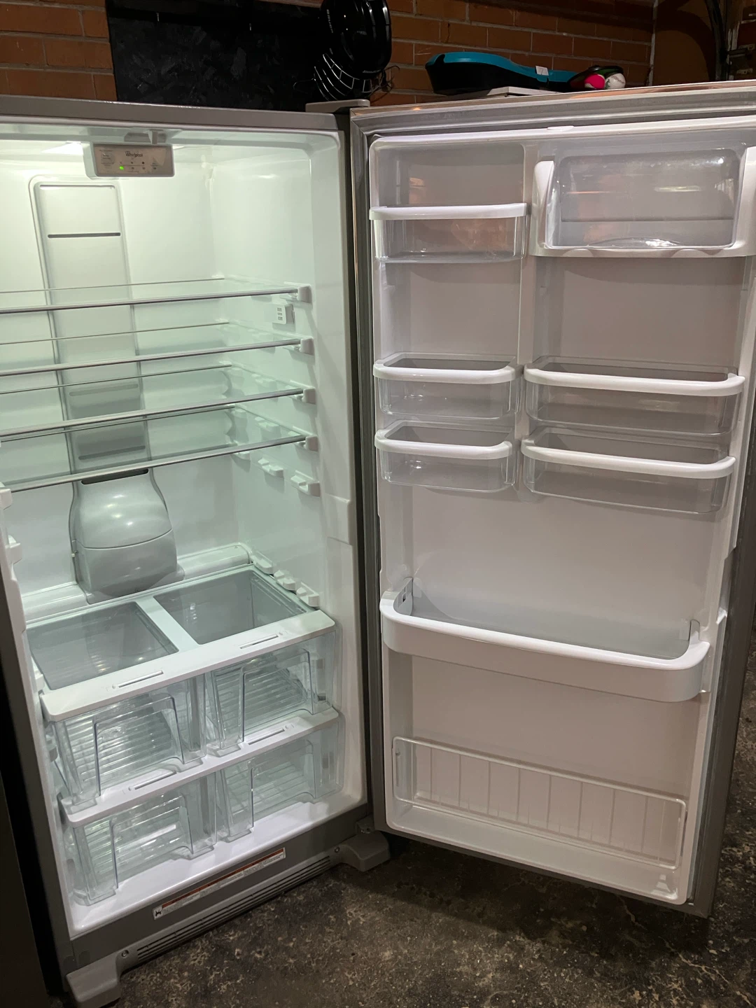 Refrigerator stand alone - photo 4