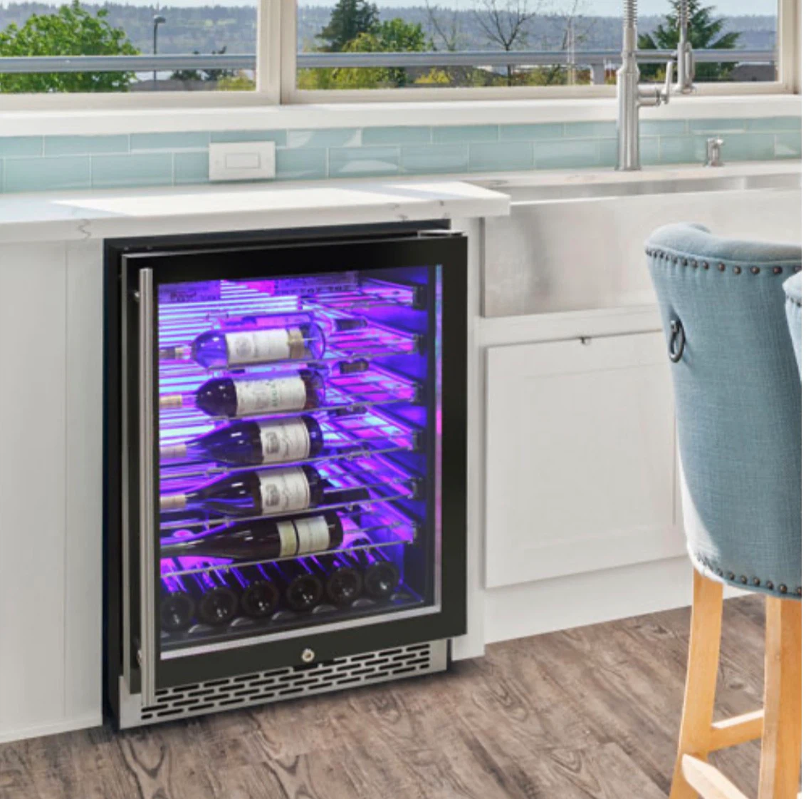 Open Box: Built-In Wine Fridge with LED Lighting - photo 4