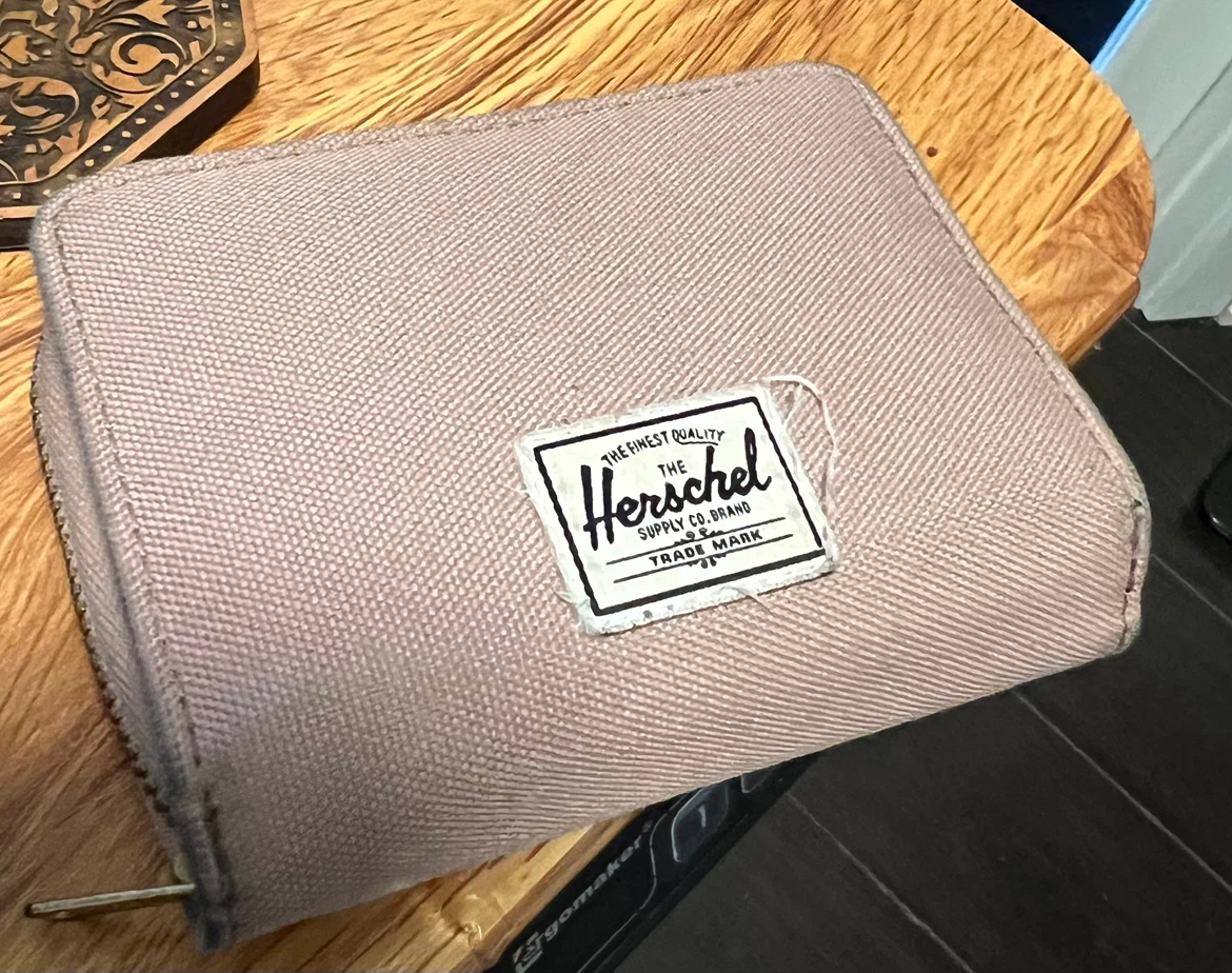 Herschel Supply Co. Bifold Wallet - muted Pink