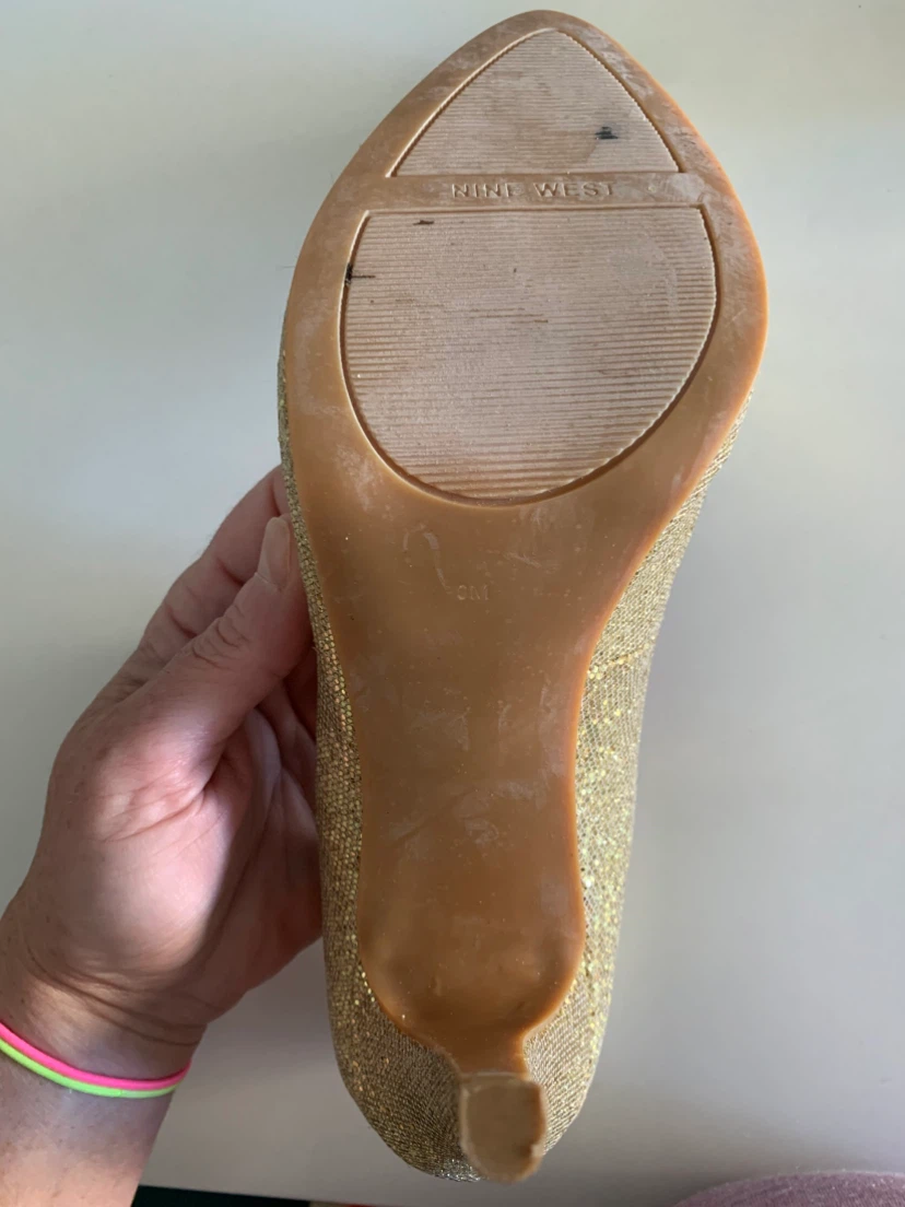 Nine West Gold Glitter Stiletto Pumps Size 8M - photo 3