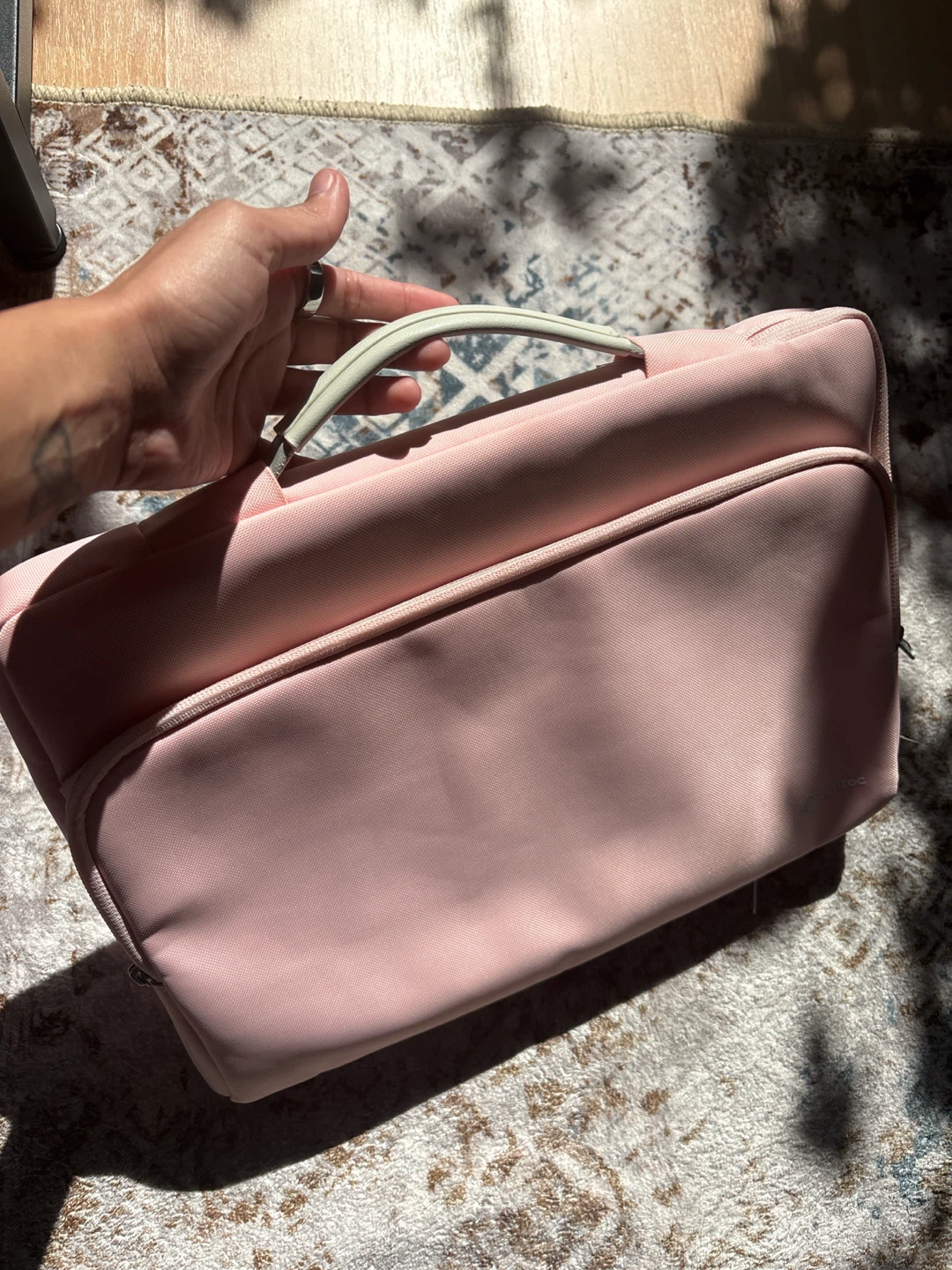 tomtoc Pink Laptop Sleeve - photo 4