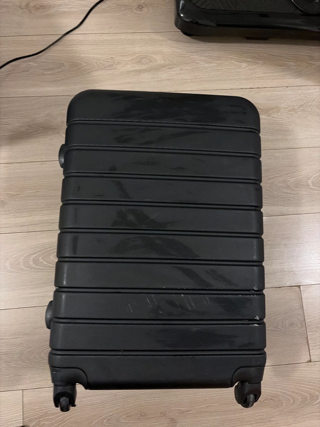 Black Hardshell Carry-On Luggage