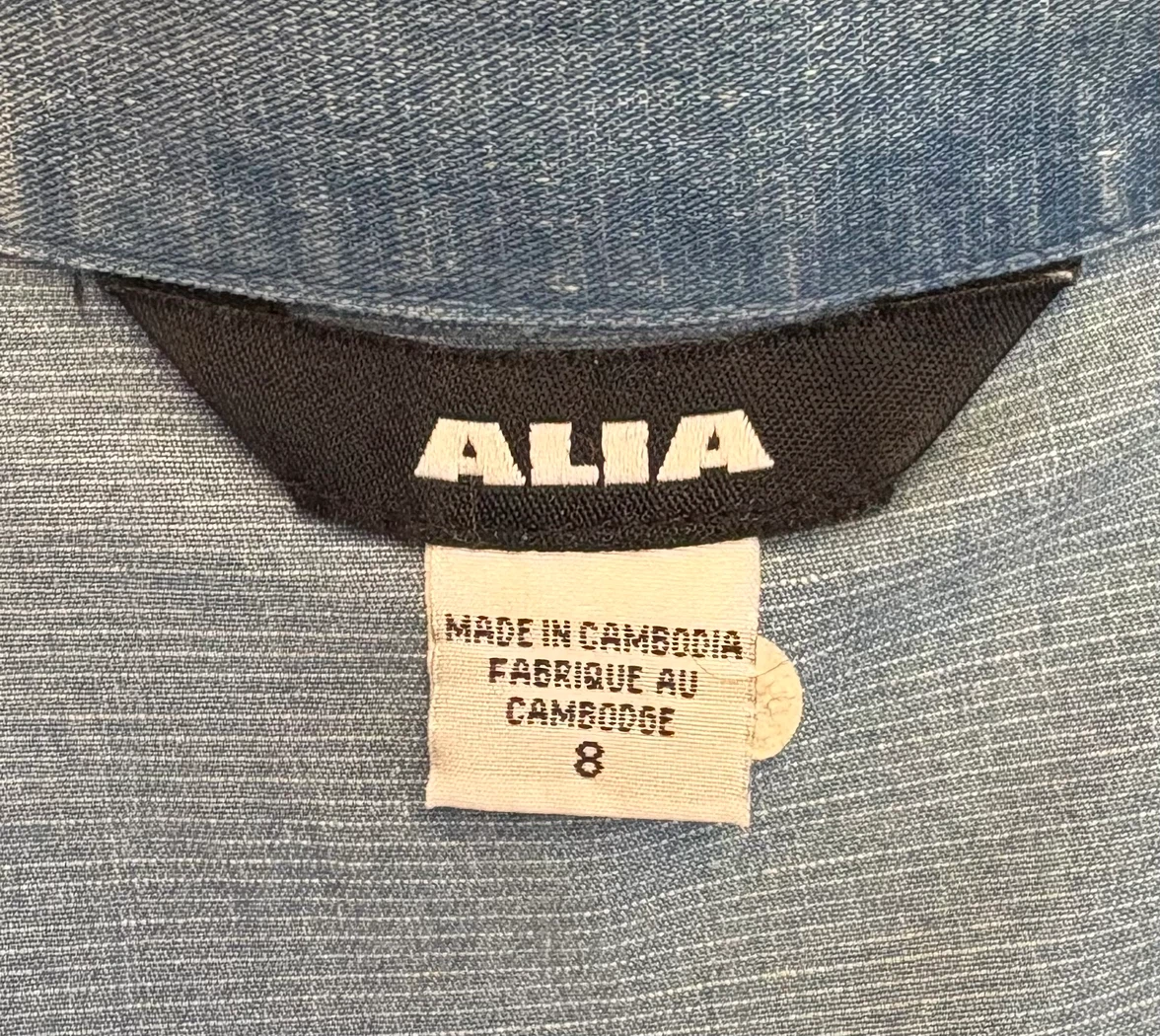 ✨✨ALIA Embroidered Denim Jacket Size 8 - photo 5