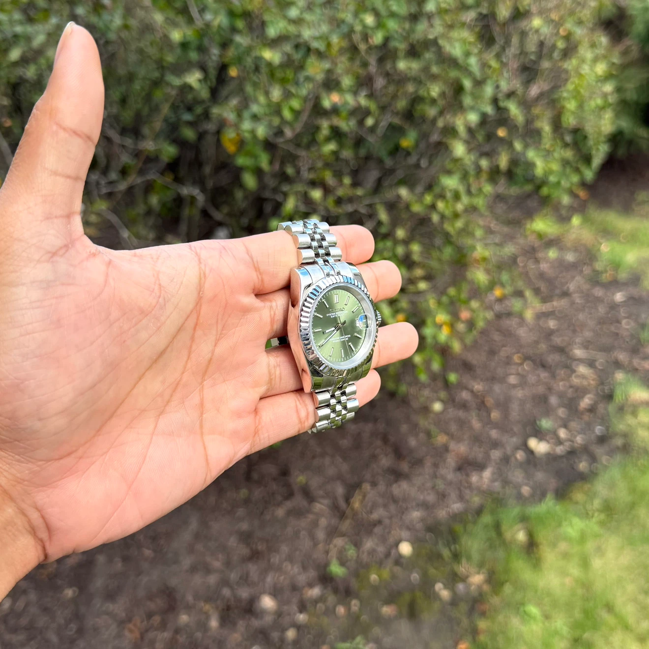 Seiko Mod Olive Green Watch - photo 4