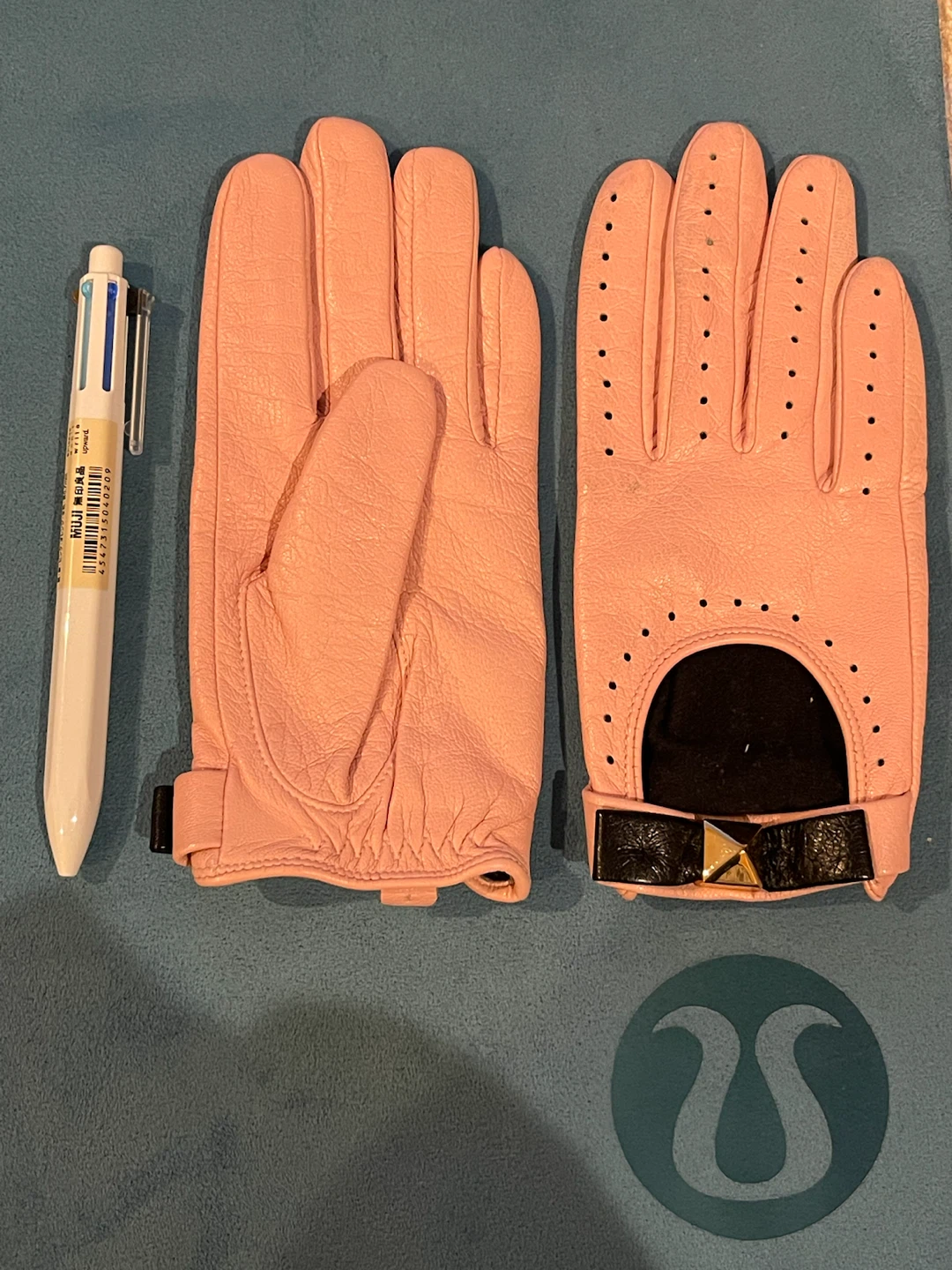 Kate Spade Pink Leather Bow Gloves