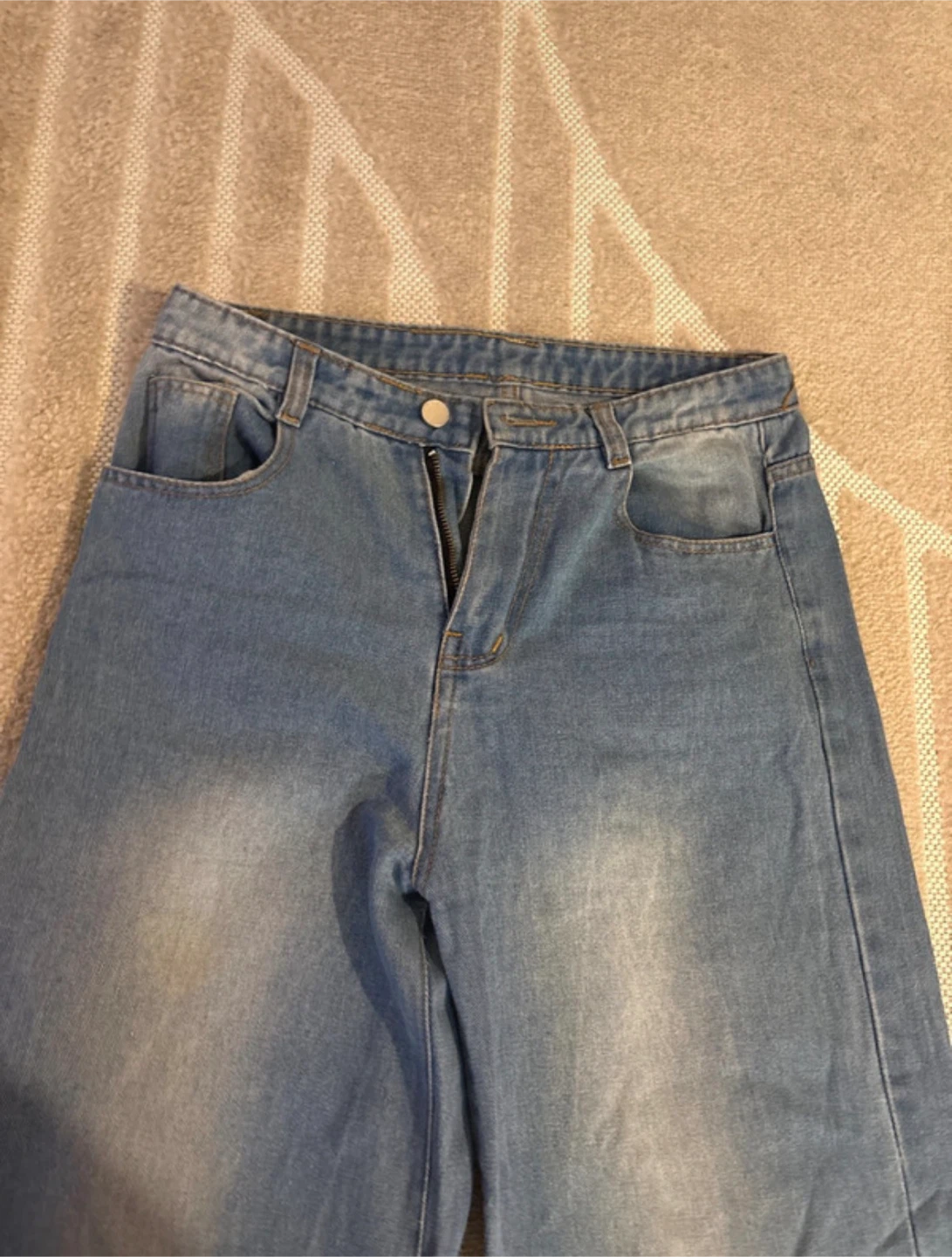 Light Wash Wide-Leg Jeans - photo 2